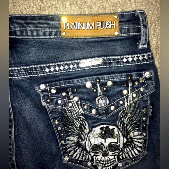 Platinum plush flared jeans with studded scull, size 9 barley used - Picture 3 of 3